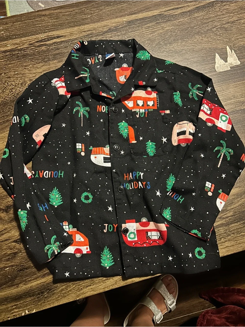 Old Navy Black Holiday Camper Button-Up Shirt